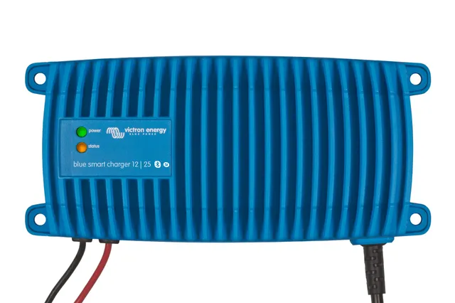 victron-energy-blue-smart-marine-battery-charger-ip67-12v-25a-7-step-charging image 1