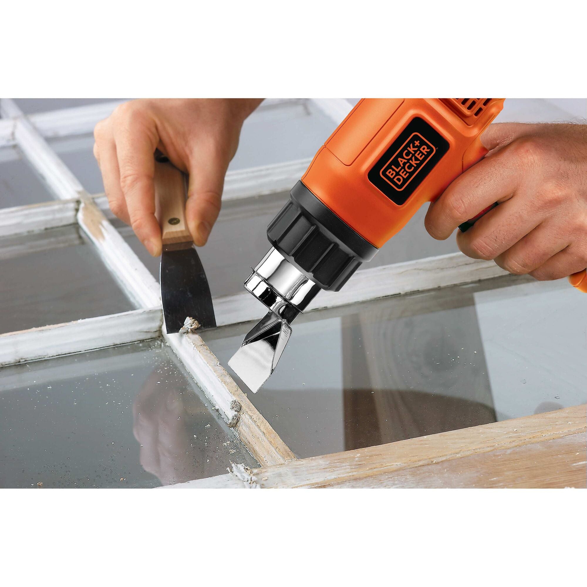black-decker-heat-gun-with-dual-temperature-settings-750-f-1000-f image 2