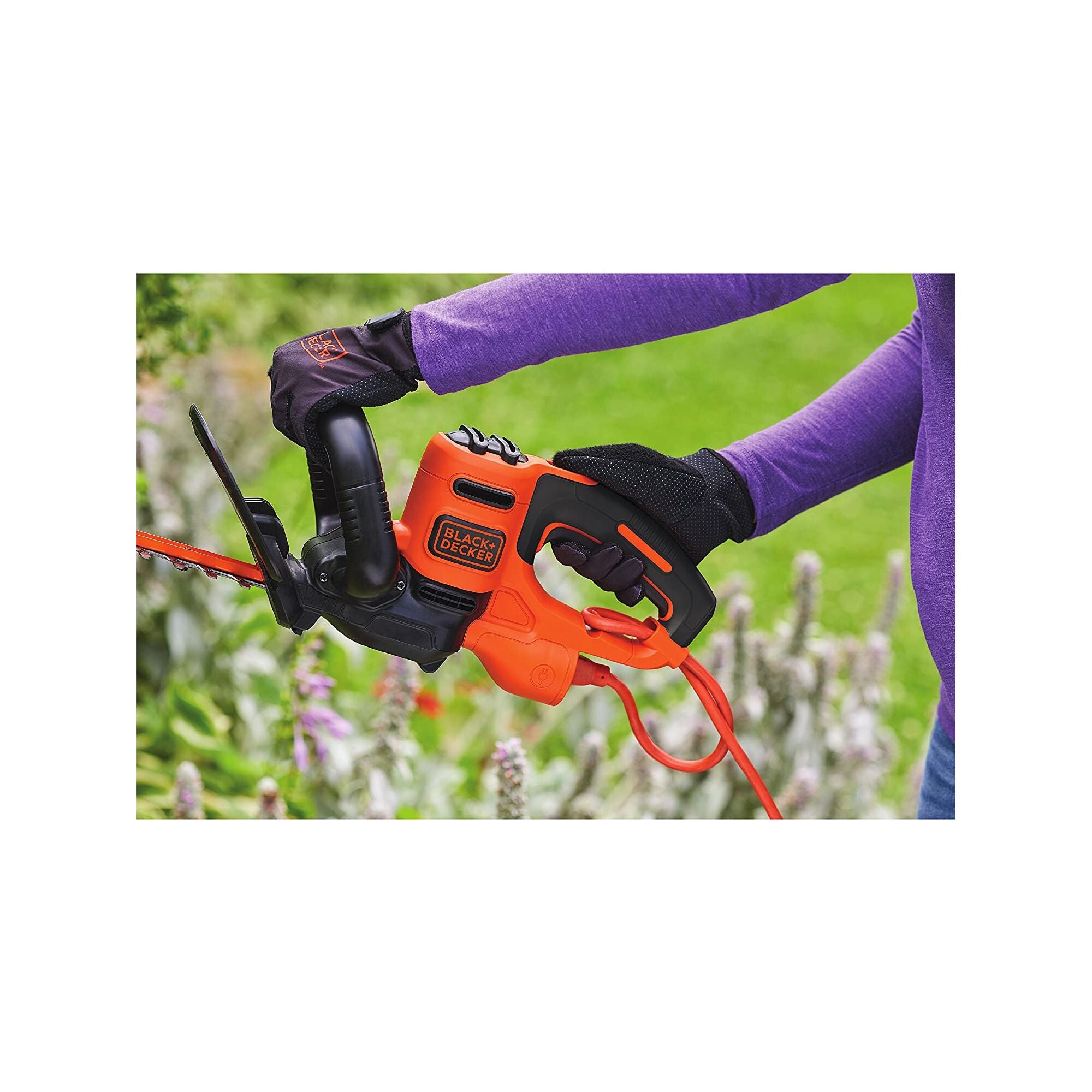black-decker-22-inch-4-0-amp-corded-electric-hedge-trimmer-lightweight-low-vibra image 3