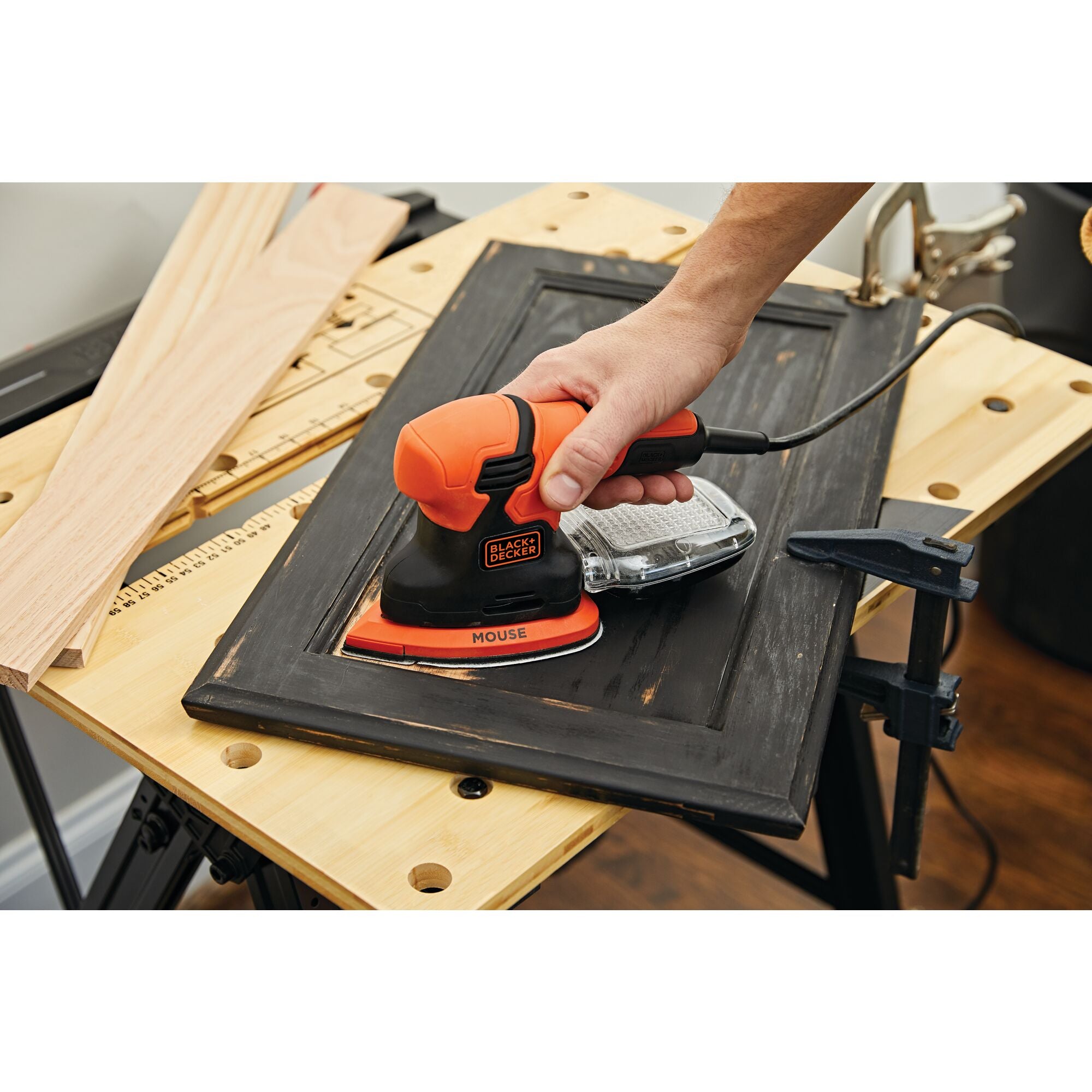 black-decker-mouse-1-2-amp-electric-detail-sander-with-dust-collection-and-comfo image 2