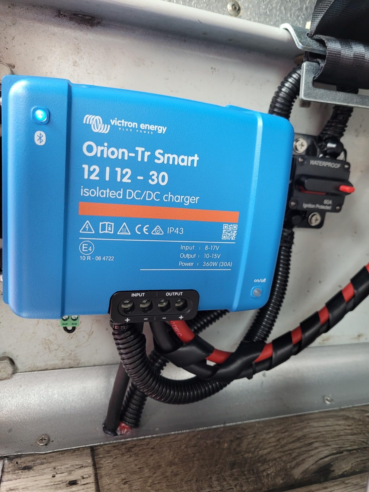 Great charger, but installation instructions could be better