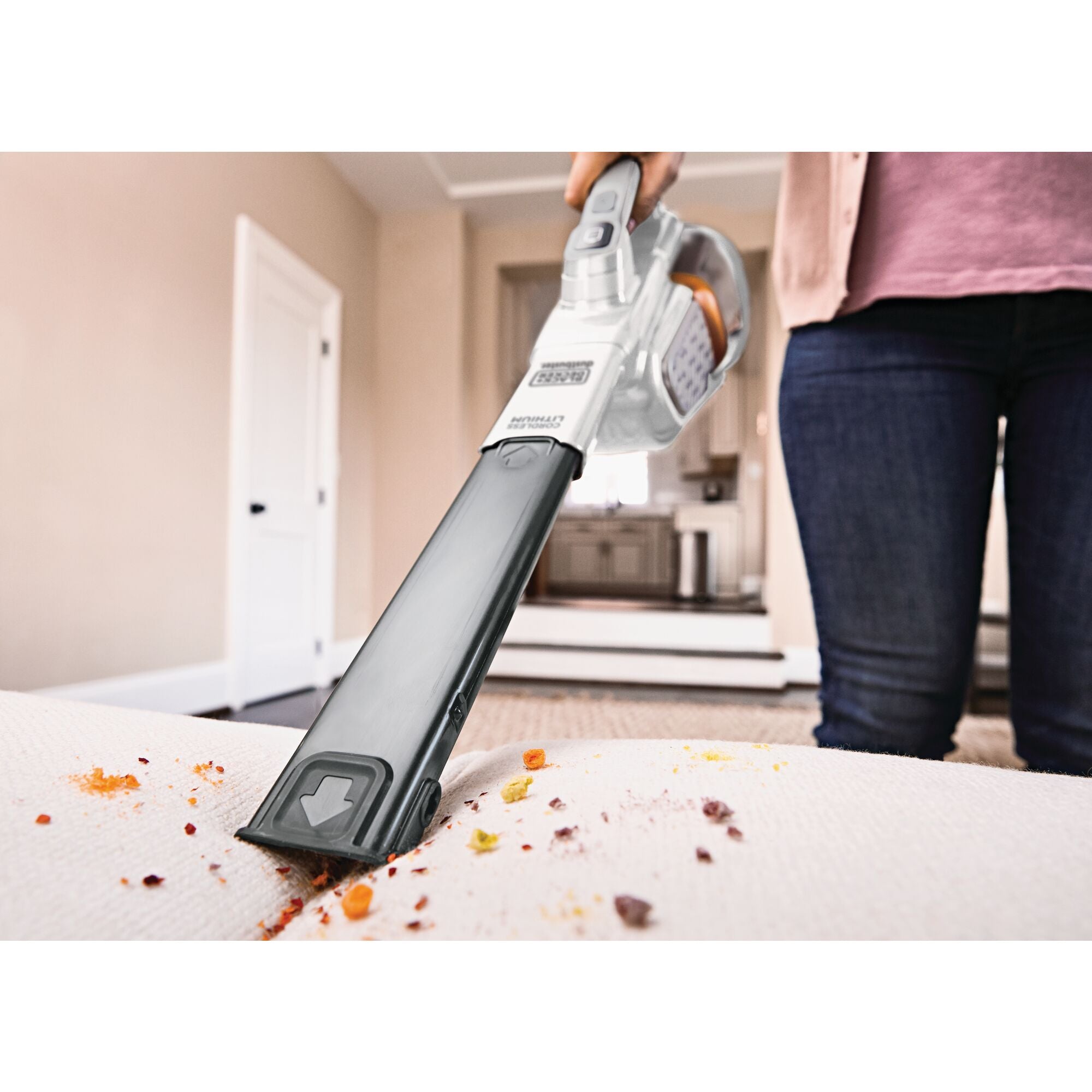 black-decker-dustbuster-advancedclean-cordless-handheld-vacuum-with-extra-long-c image 2