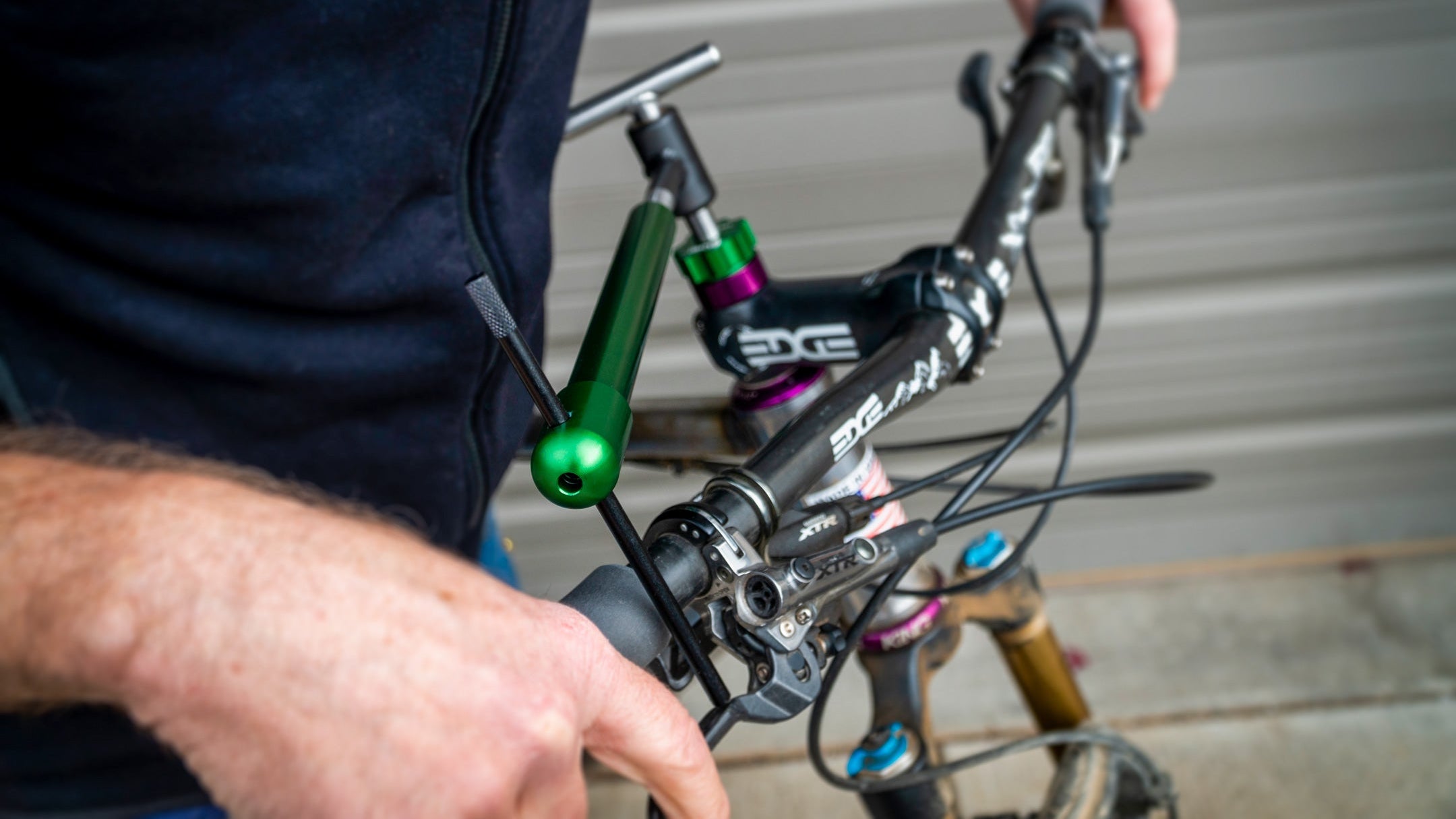 abbey-bike-tools-lever-setter-precision-alignment-tool-for-brake-shifter-levers image 3