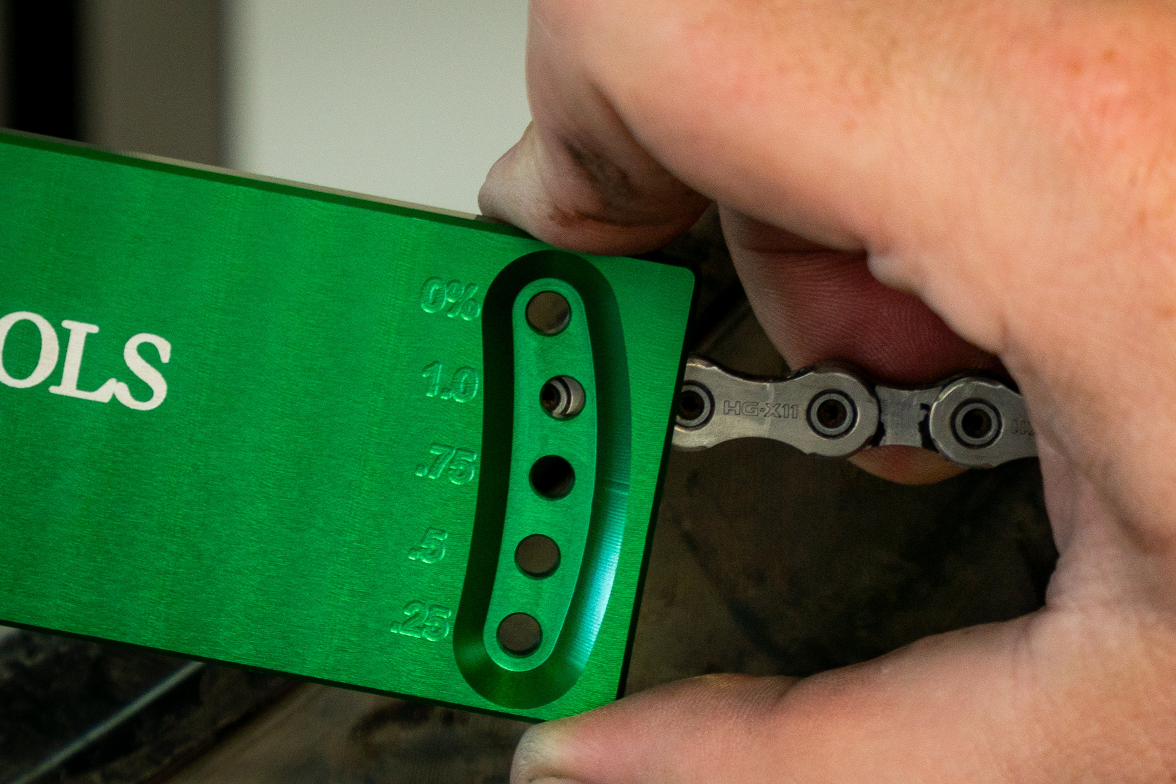 abbey-bike-tools-ll-chain-wear-tool-for-accurate-1x-and-flat-top-chain-measureme image 5