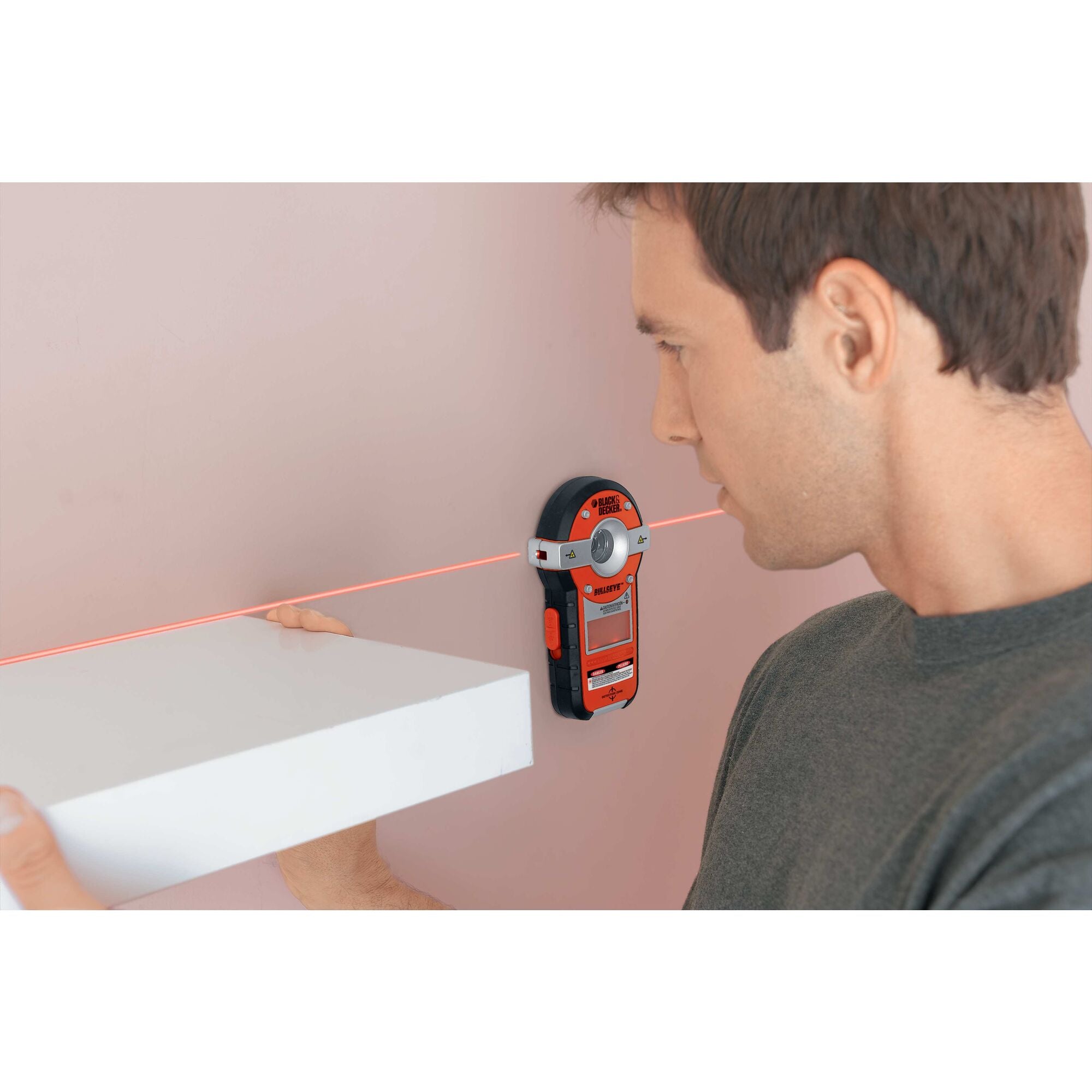 black-decker-bulls-eye-auto-leveling-line-laser-with-stud-finder-lcd-display image 3