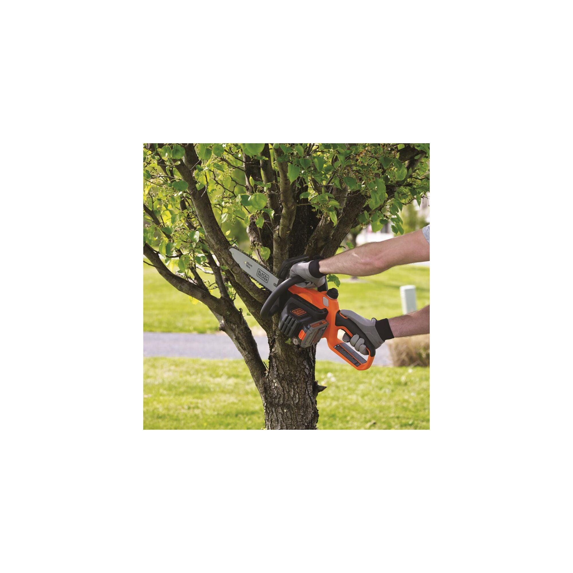 black-decker-20v-max-powerconnect-cordless-10-inch-chainsaw-battery-charger-not- image 2