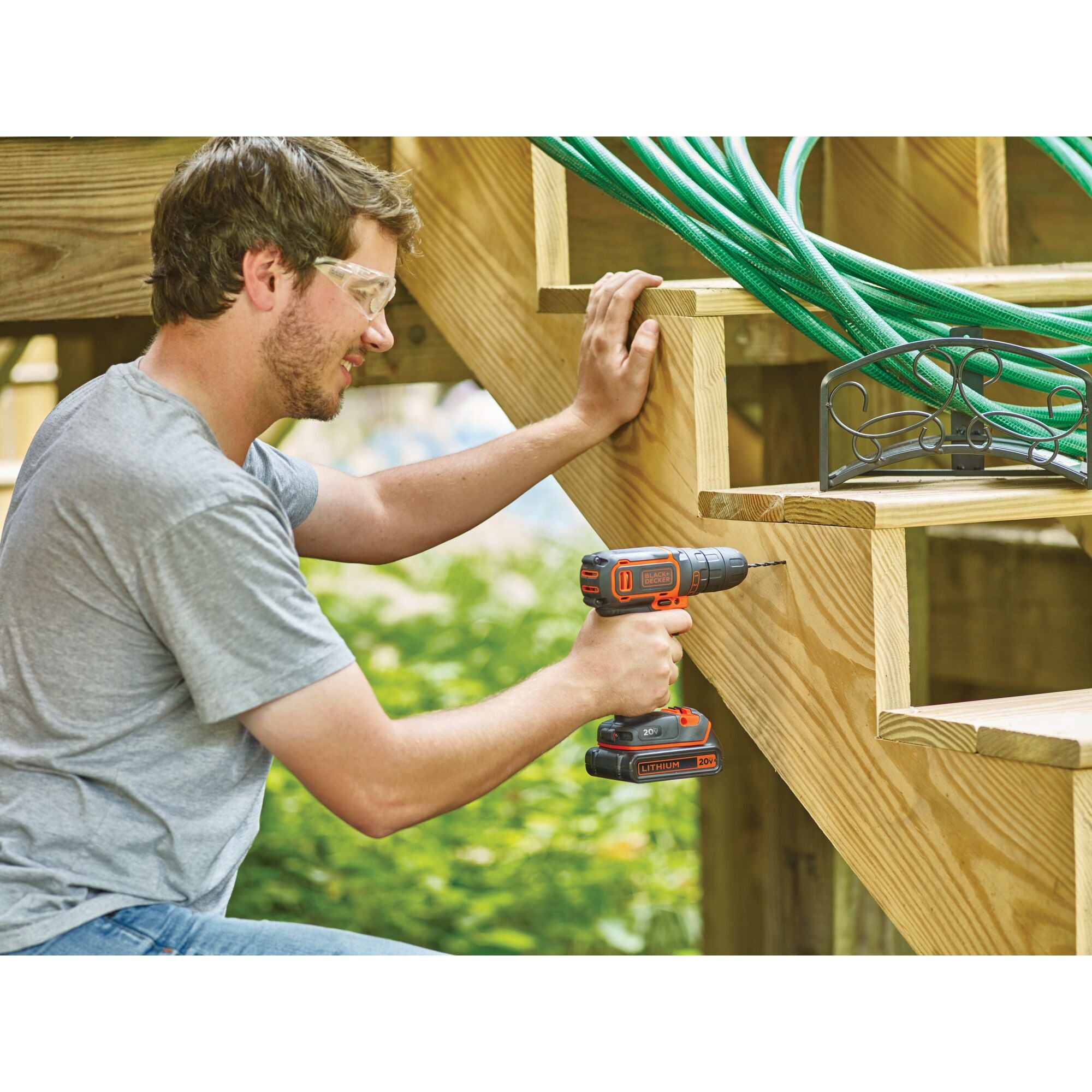 black-decker-20v-max-powerconnect-cordless-3-8-inch-drill-driver-kit image 3