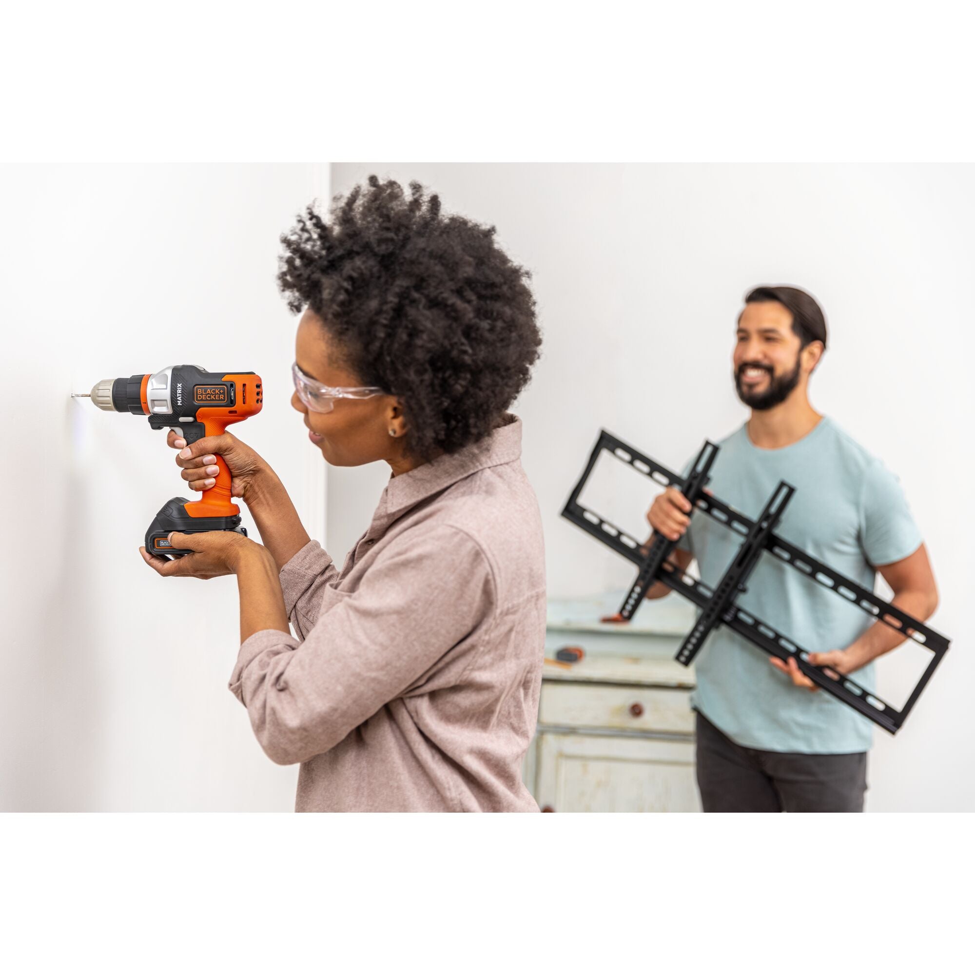 black-decker-20v-max-powerconnect-matrix-cordless-drill-driver-and-impact-driver image 3