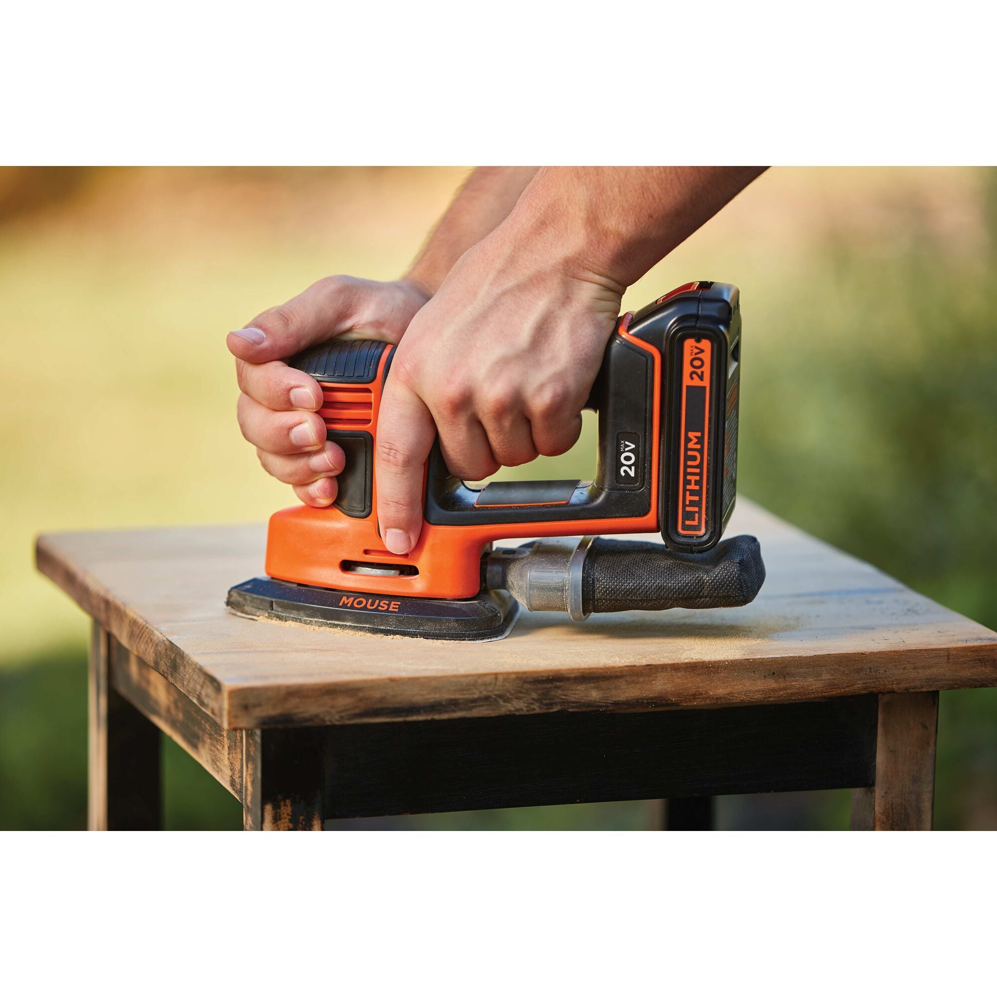 black-decker-20v-max-mouse-cordless-sander-kit-battery-charger-included image 3