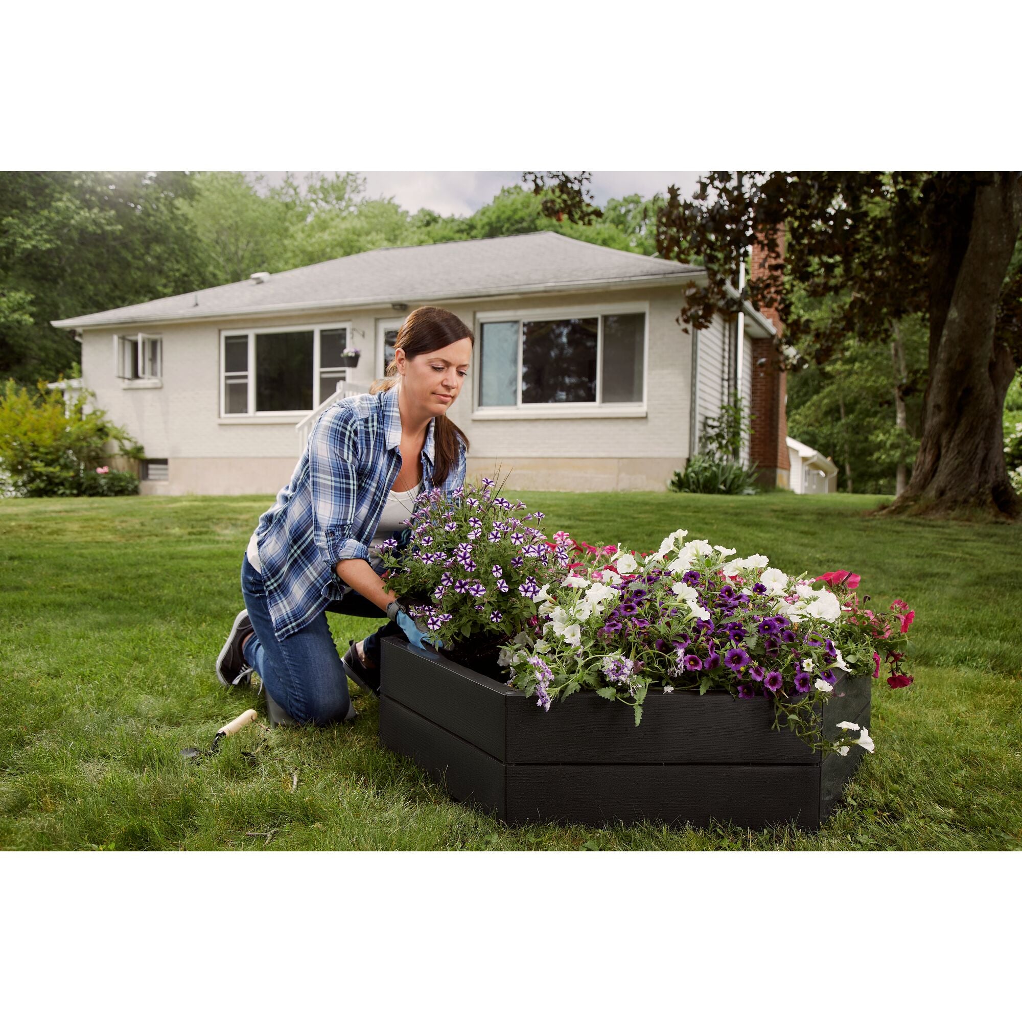 black-decker-3ft-raised-garden-bed image 2