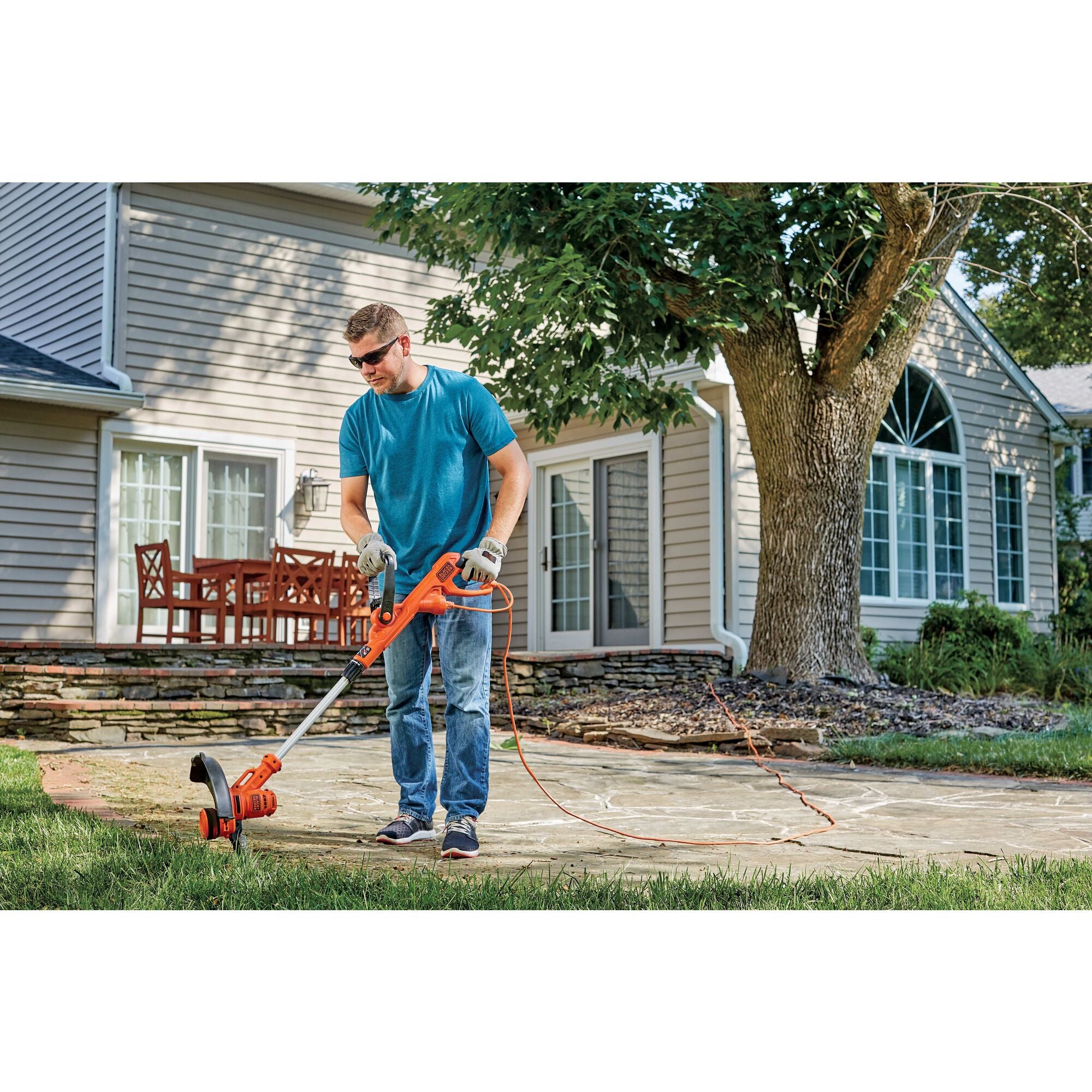 black-decker-2-in-1-string-trimmer-edger-6-5-amp-14-inch-auto-feed-corded-electr image 3