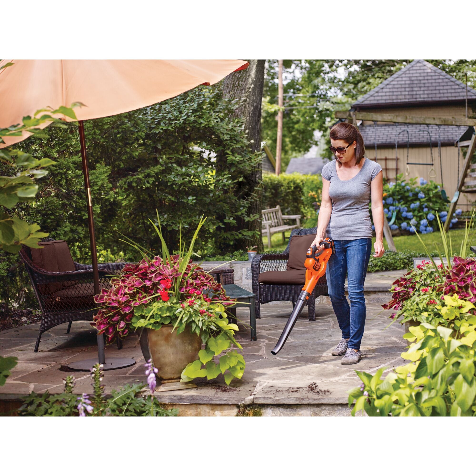 black-decker-20v-max-powerboost-cordless-leaf-blower-battery-charger-included image 2