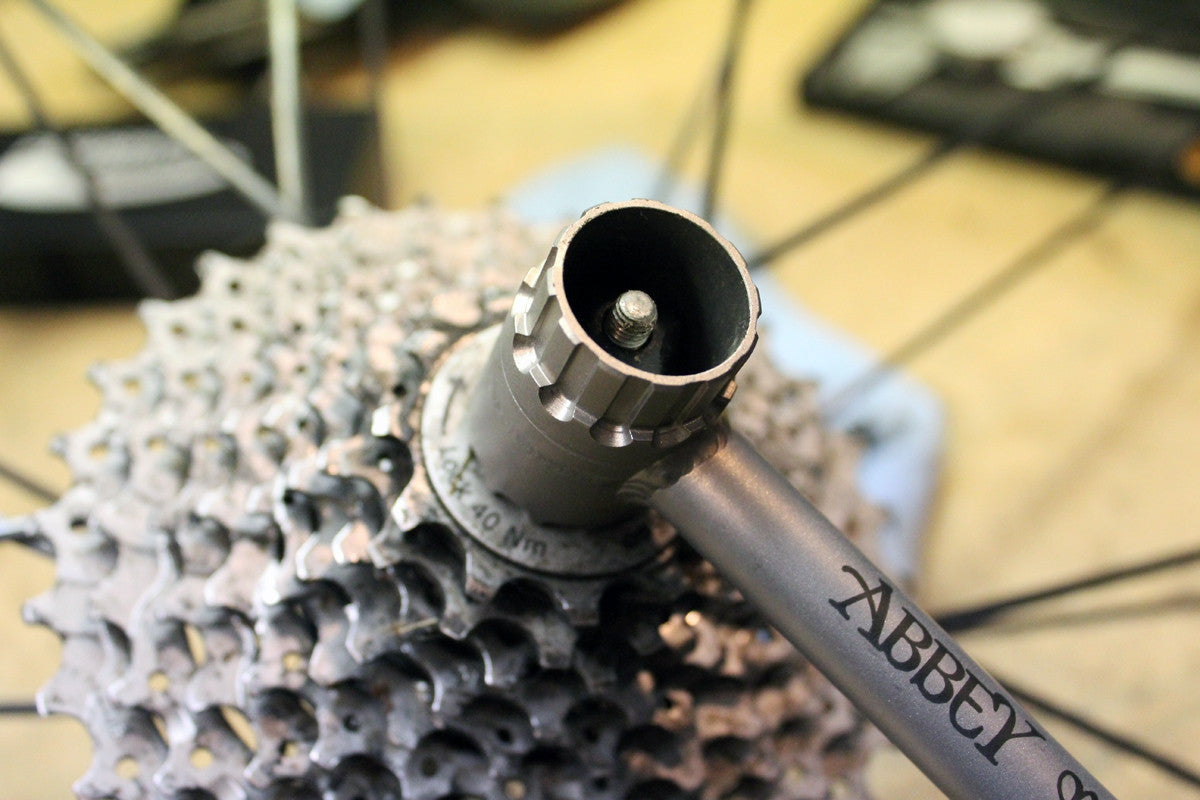 abbey-bike-tools-crombie-tool-dual-sided-cassette-lockring-tool image 2
