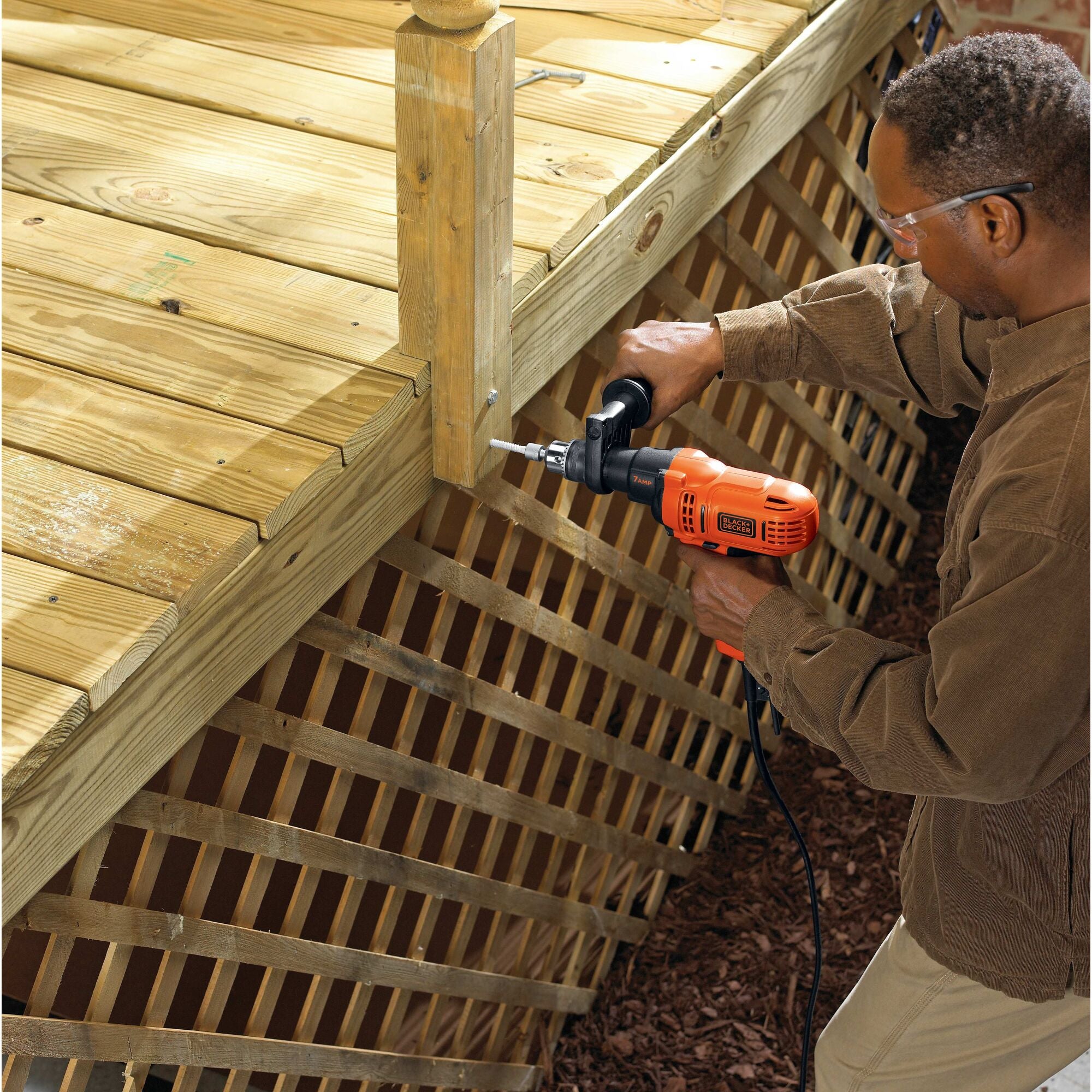 black-decker-7-0-amp-1-2-inch-electric-drill-driver-kit image 2