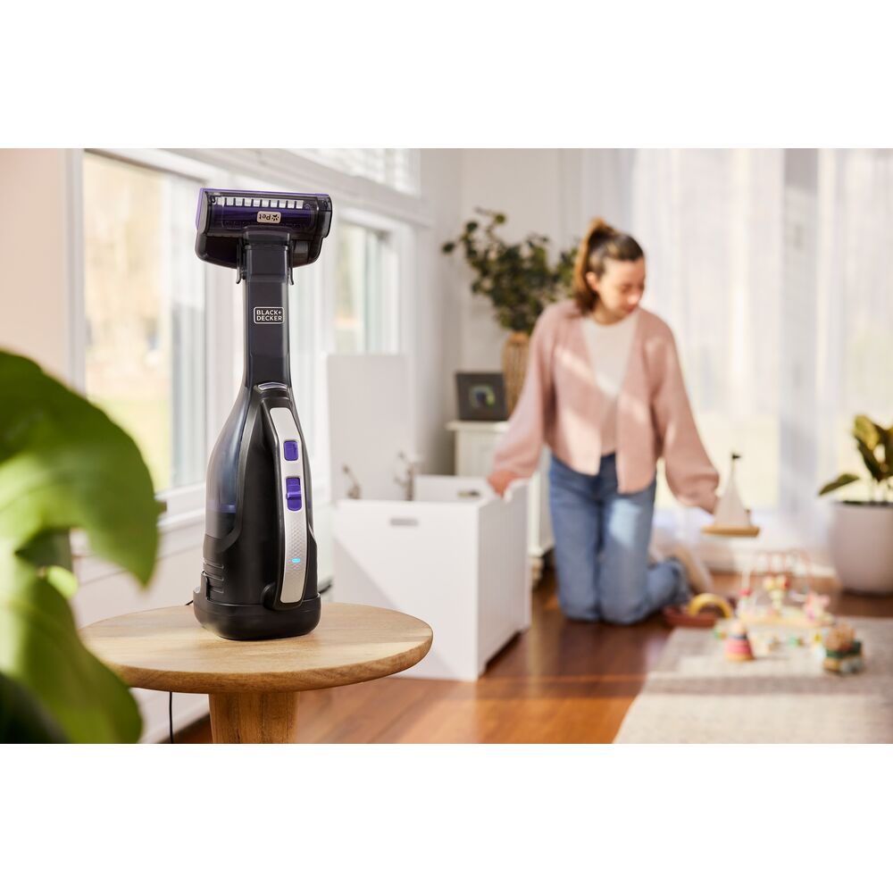 black-decker-dustbuster-reveal-cordless-handheld-pet-vacuum-with-motorized-brush image 2
