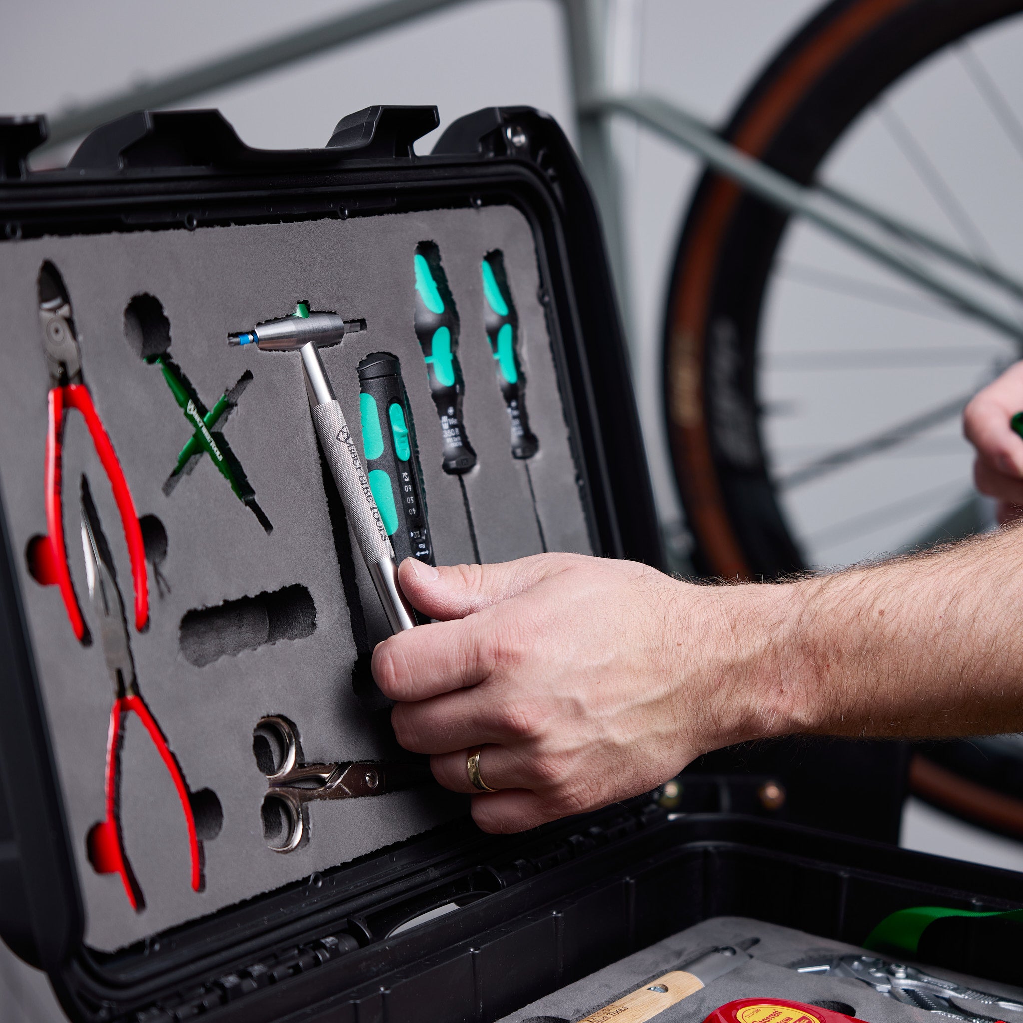 abbey-bike-tools-team-issue-toolbox-v2 image 4